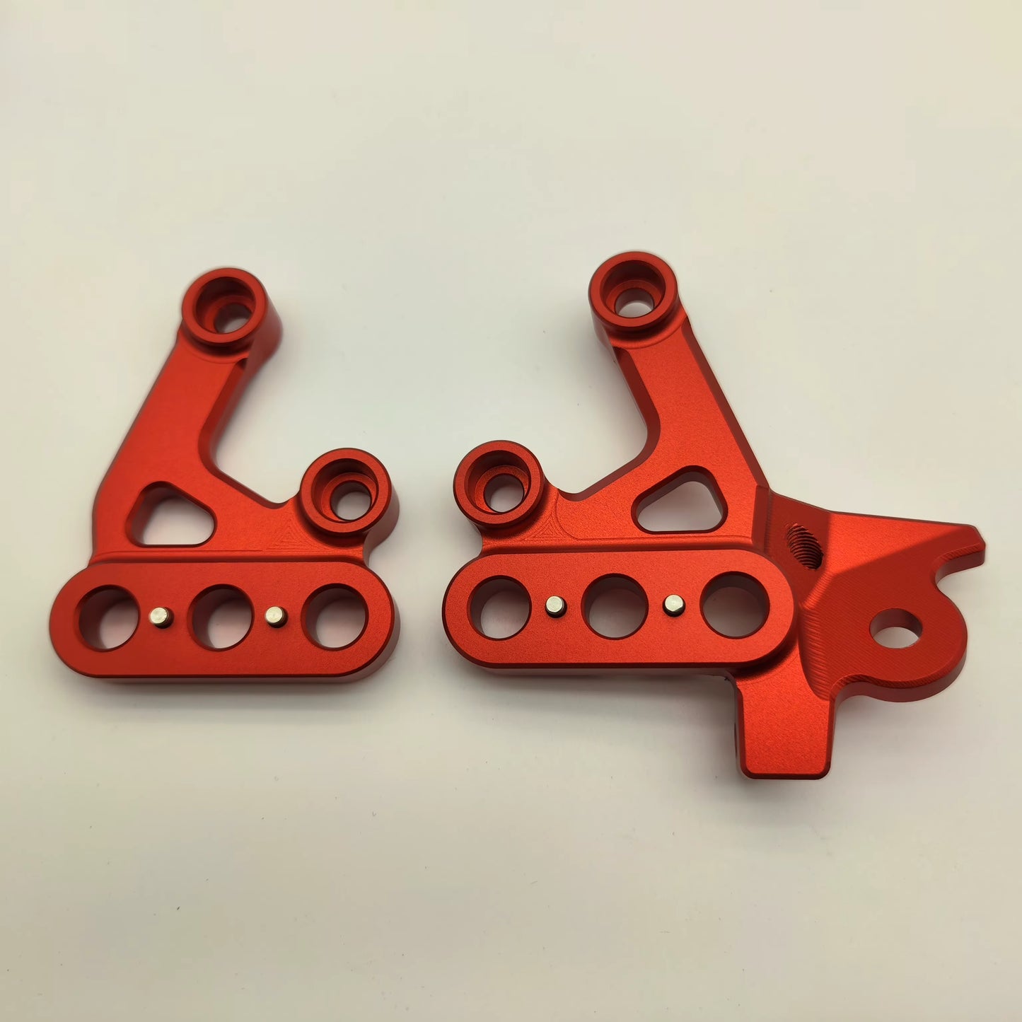 CNC Part Upgraded Foot Pegs Bracket Sur Ron Light Bee